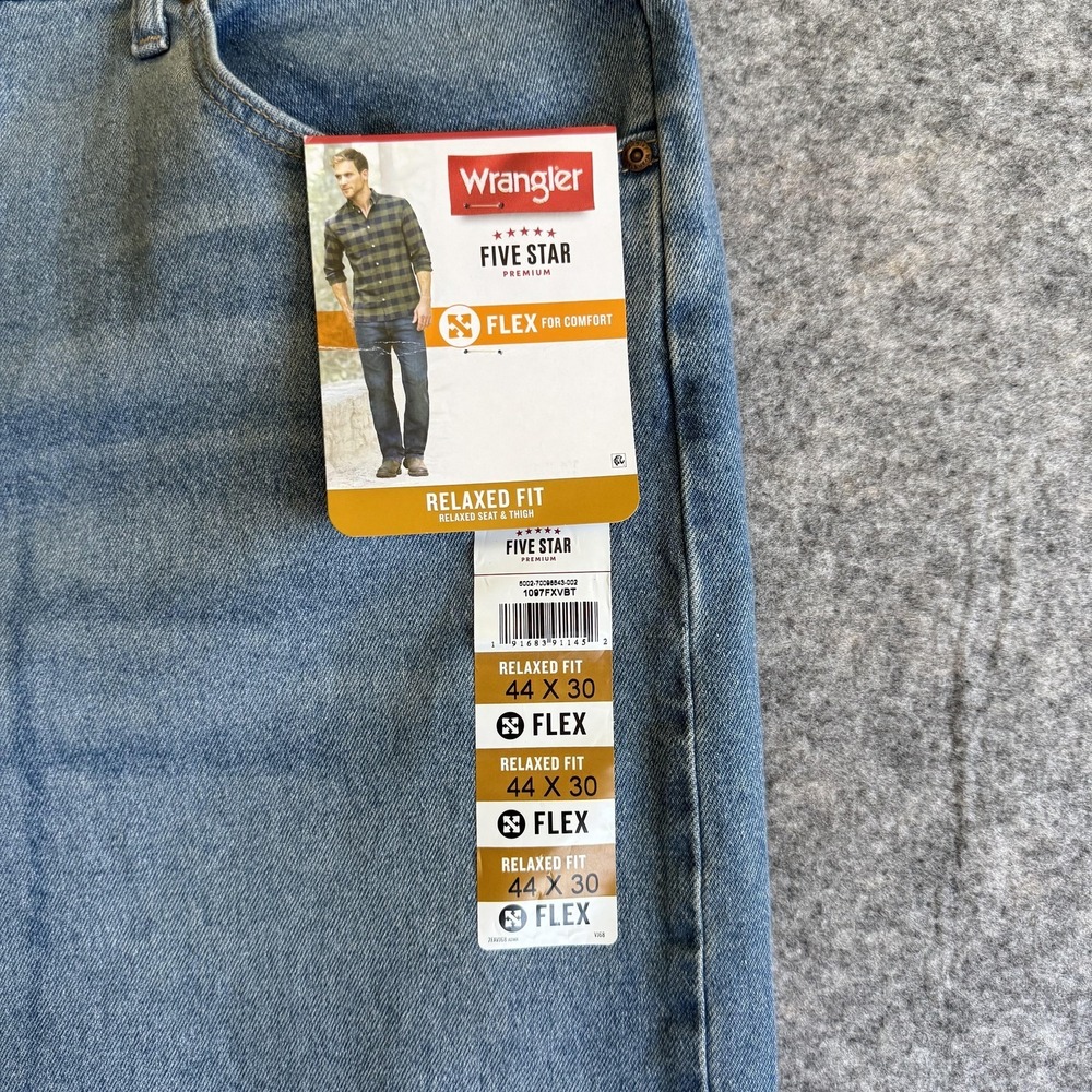 Wrangler Jeans Mens 44x30 Blue Relaxed Fit Five‎ Star Premium Flex Denim Comfort - Picture 2 of 6
